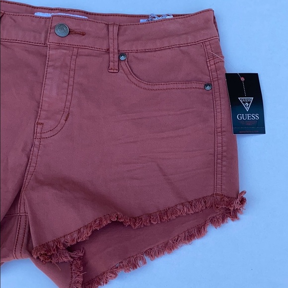 New G by GUESS Frayed Hem Denim Shorts sz 28 - Picture 2 of 7